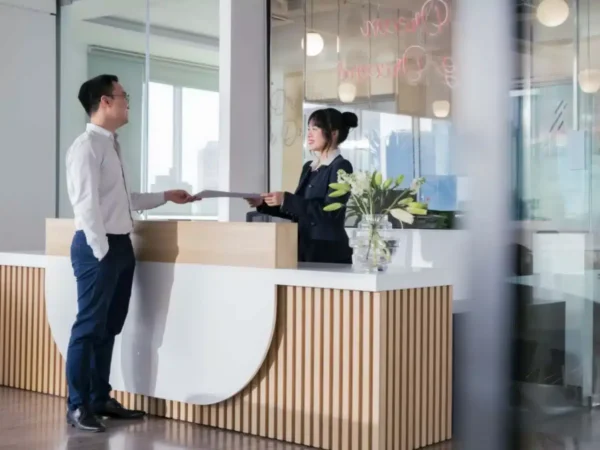 Biến văn phòng thành “Vũ khí chiến lược” trong cuộc chiến tuyển dụng 2026