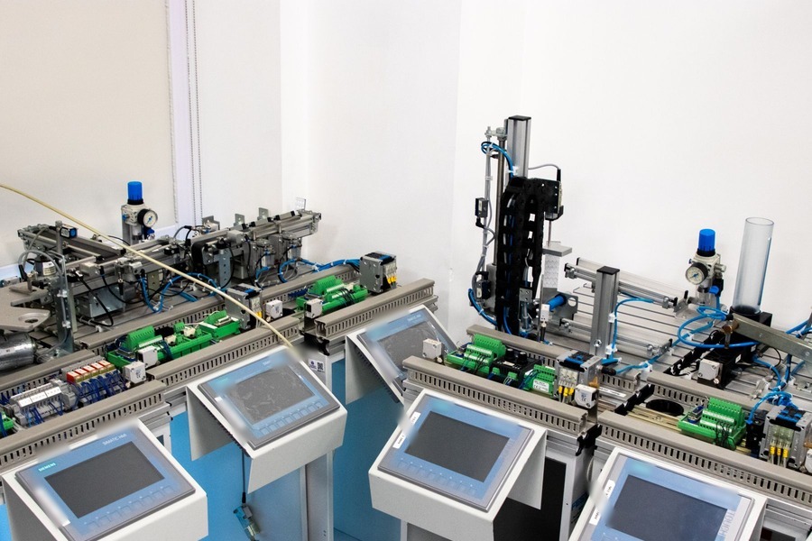Hệ thống PLC/HMI